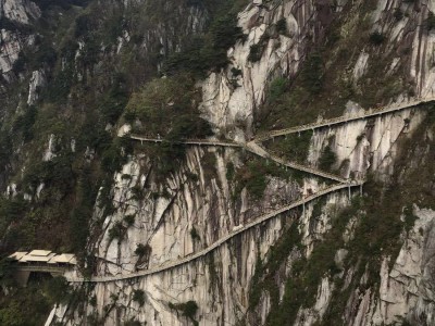 北京天堂寨旅游景区：自然奇观、历史文化、探险乐趣，一起发现美食之旅